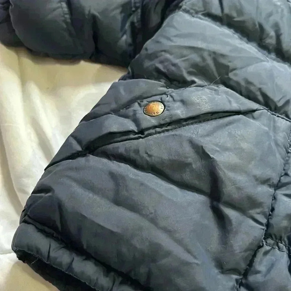 Baby Gap navy puffer coat size 18/24 months - Picture 2 of 7